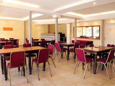 Hotel Saint Tropez Вілья-Карлос-Пас Екстер'єр фото