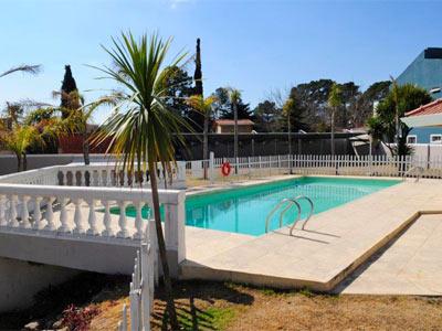 Hotel Saint Tropez Вілья-Карлос-Пас Екстер'єр фото